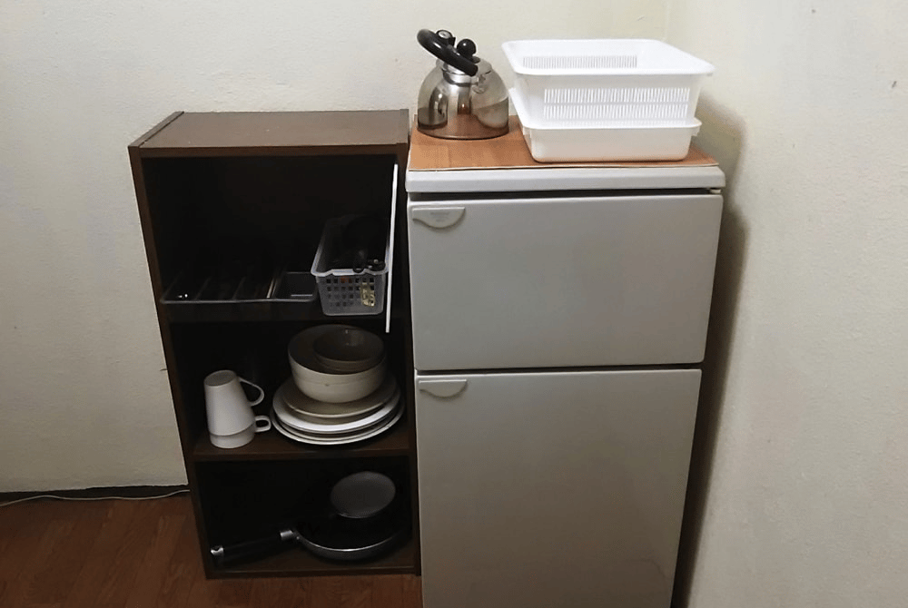 Refrigerator with two cabinets. Because refrigerator and freezer are separated, it's very convenient.