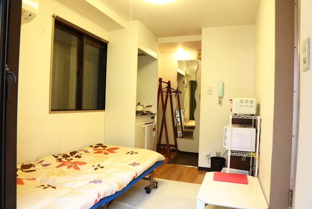 All rooms with wood flooring.